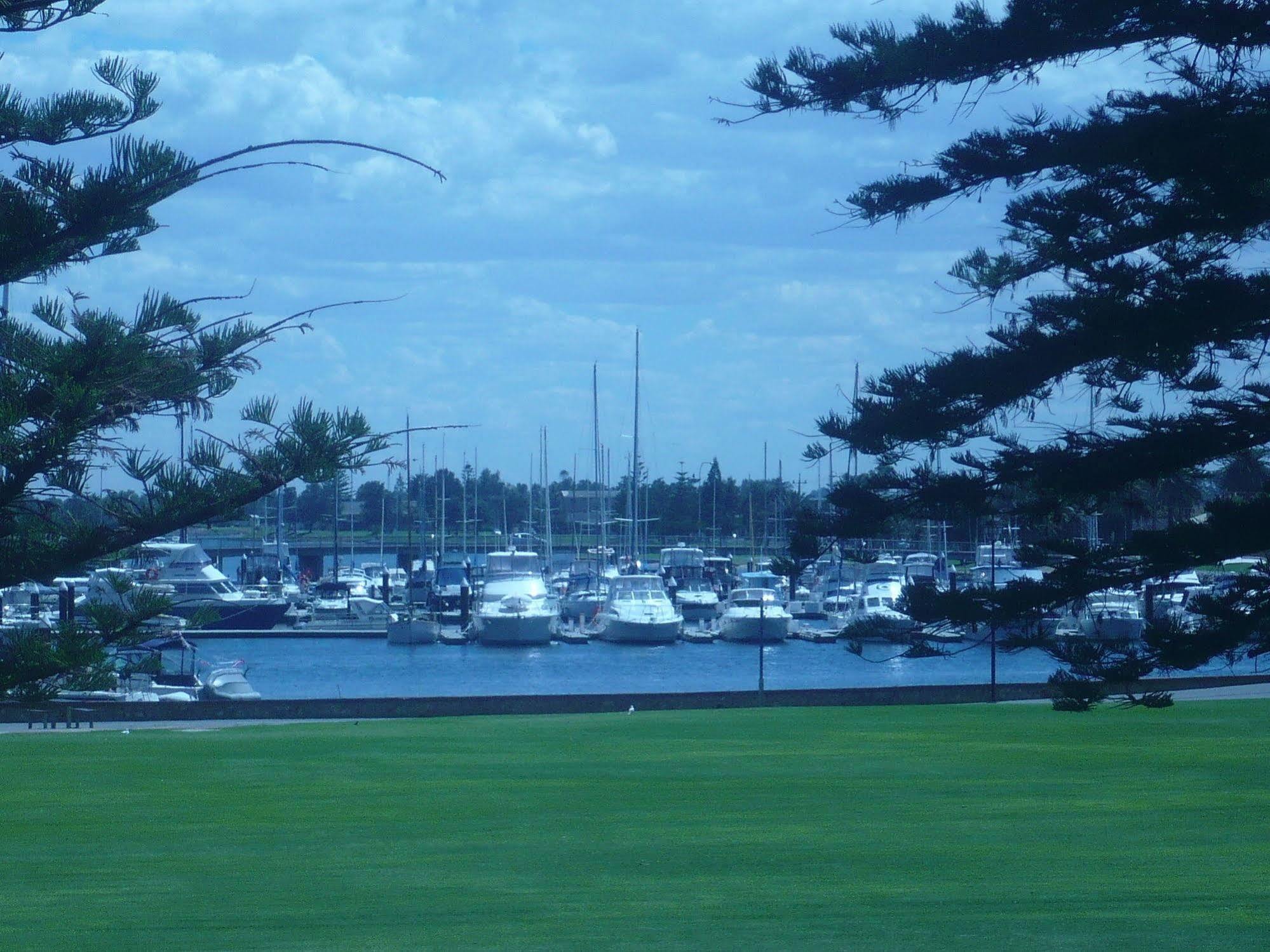 Econo Lodge Dockside Glenelg Adelaide Dış mekan fotoğraf